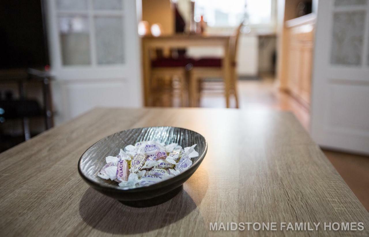 Maidstone Family Homes Upper Road Cottage Eksteriør billede