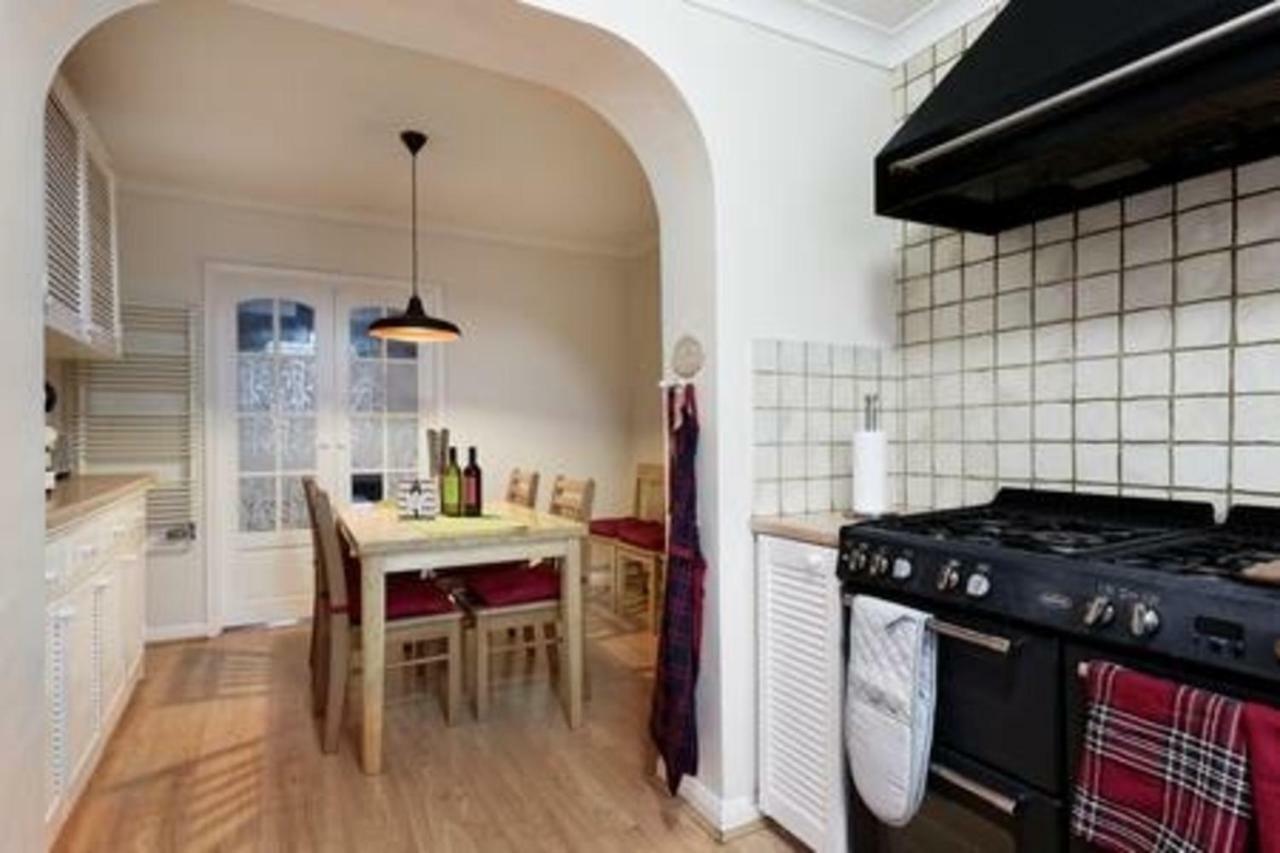 Maidstone Family Homes Upper Road Cottage Eksteriør billede